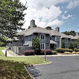 Apartment Stunning 2br Kingsmill In Williamsburg, Va, Williamsburg